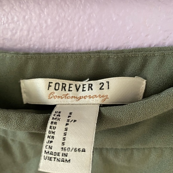 Skort - Picture 2 of 2